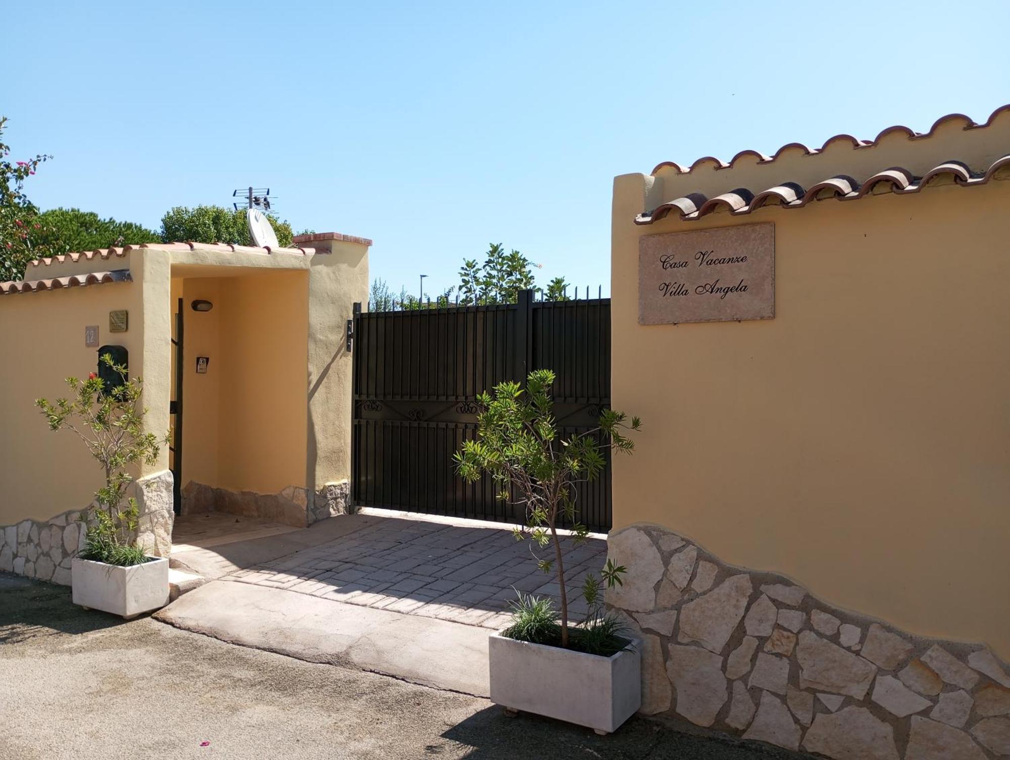 Fiumicino Aeroporto Casa Vacanze Iris Zewnętrze zdjęcie